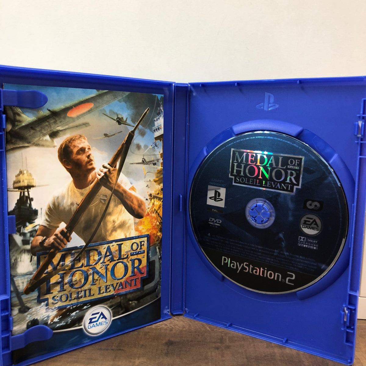 Jeu PS2 Medal of Honor Soleil Levant en boite, sans notices Jeu PS2 Medal of Honor Soleil Levant en boite, sans notices