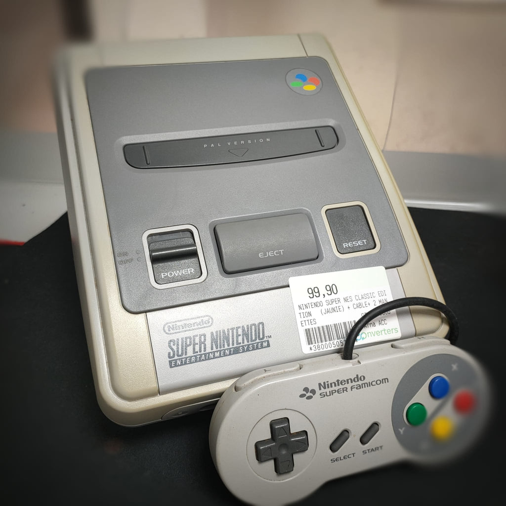 Console super Nintendo (Jaunie)