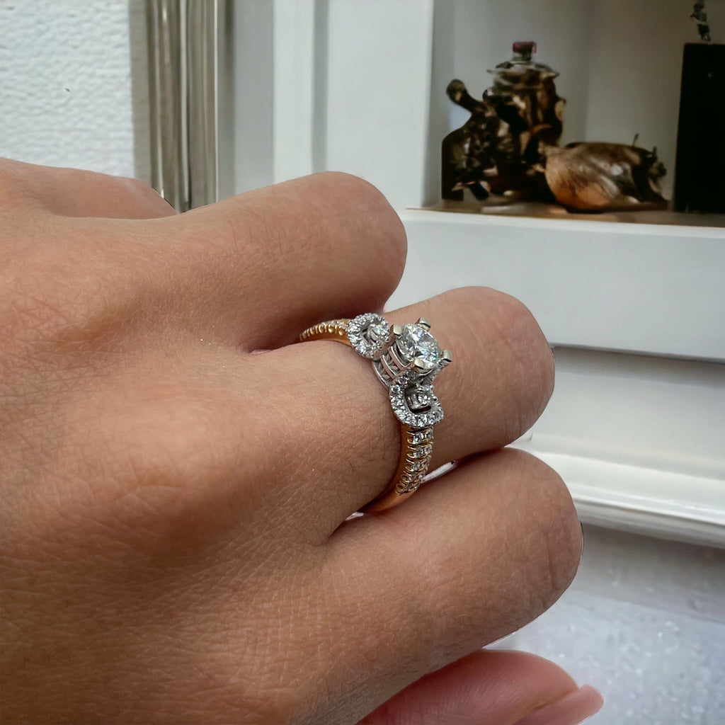 Bague Or Jaune 18k & Diamants : 0.36ct f-vs T55 / 4.11Gr