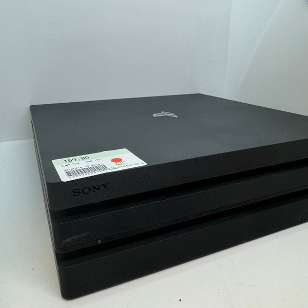 Playstation 4 Pro 1TB (Sans Manette) + Cables