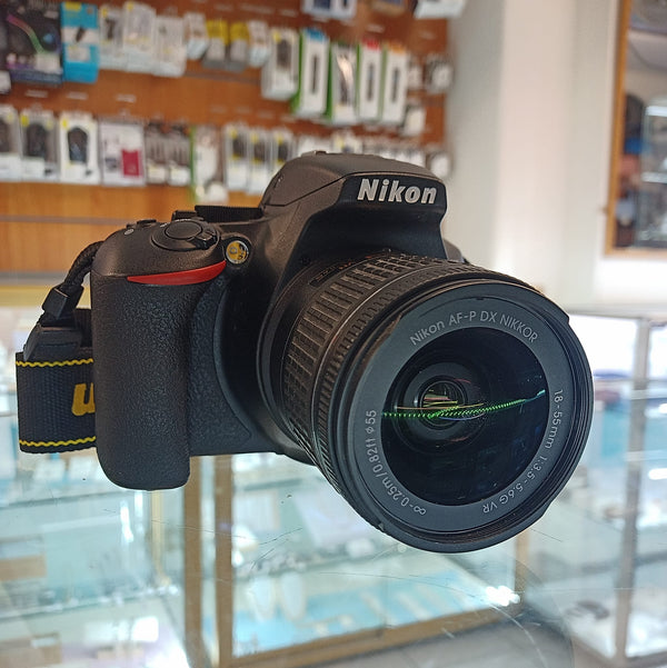 Appareil photo - Nikon D3500 avec Objectif 18-55mm