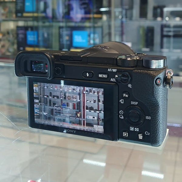 Sony Alpha 6400 4k avec objectif Sony 18-35mm - f3.5-5.6