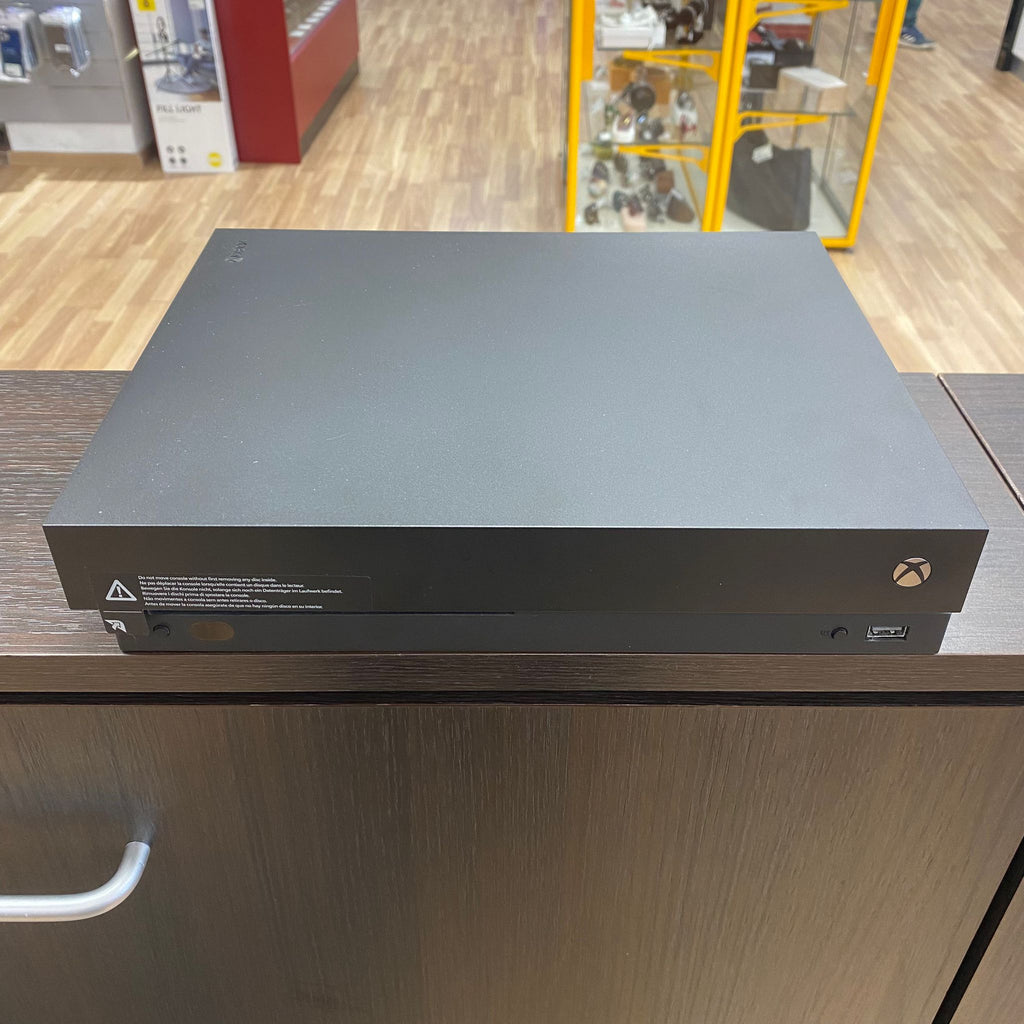 Xbox One X 1TO Sans Manette