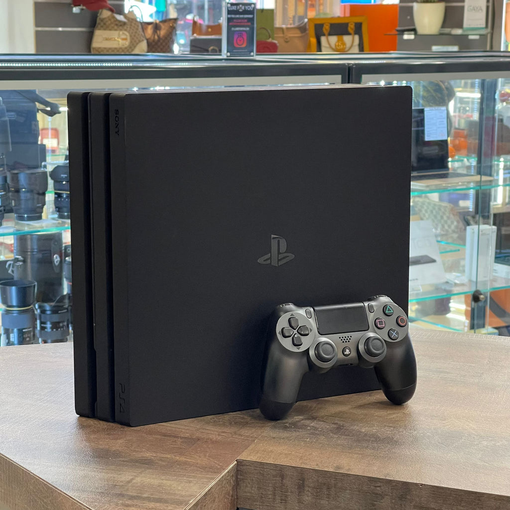Playstation 4 Pro PS4 + Manette