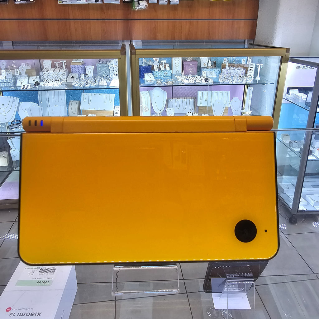 Console Nintendo Dsi XL couleur Jaune