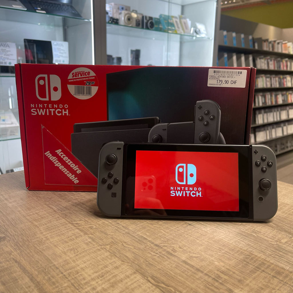 Console Nintendo Switch  + boîte