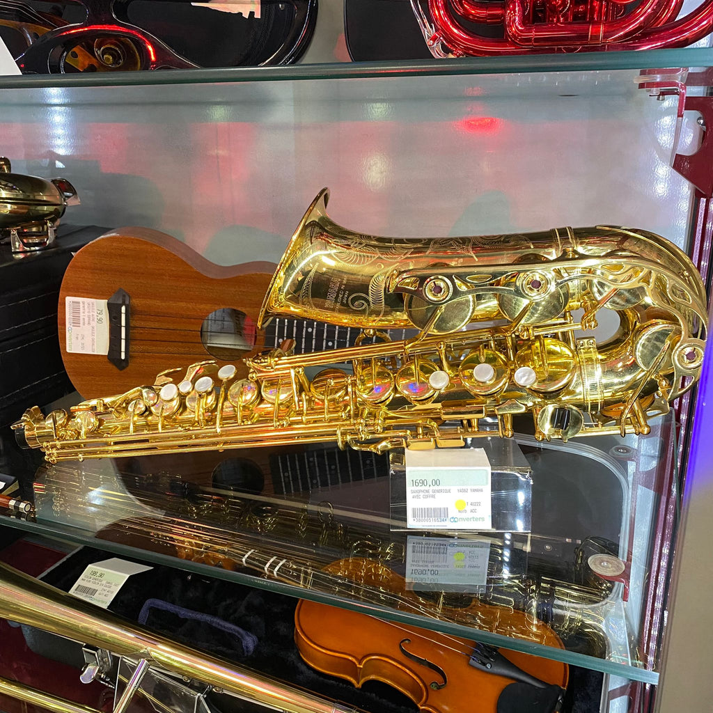 Saxophone Yamaha Yas62 avec coffre