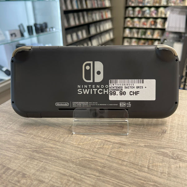 Nintendo Switch Lite  + chargeur