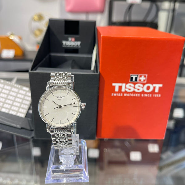 Montre Tissot T-Classic Everytime + Boîte & Maillons,