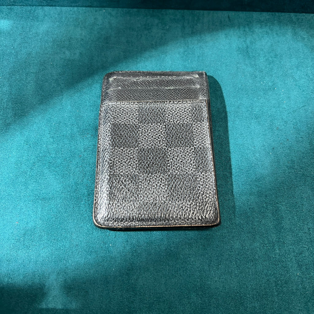 Porte cartes Louis Vuitton Damier Noir (vendu en l’état)