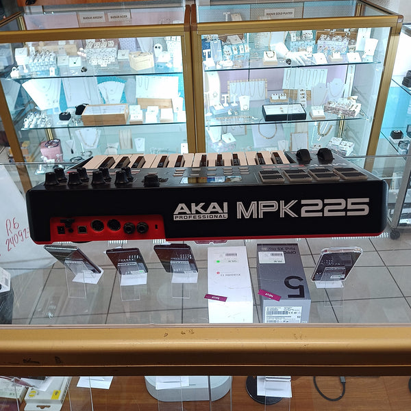 Synthétiseur Akai Professionnal - Mpk225