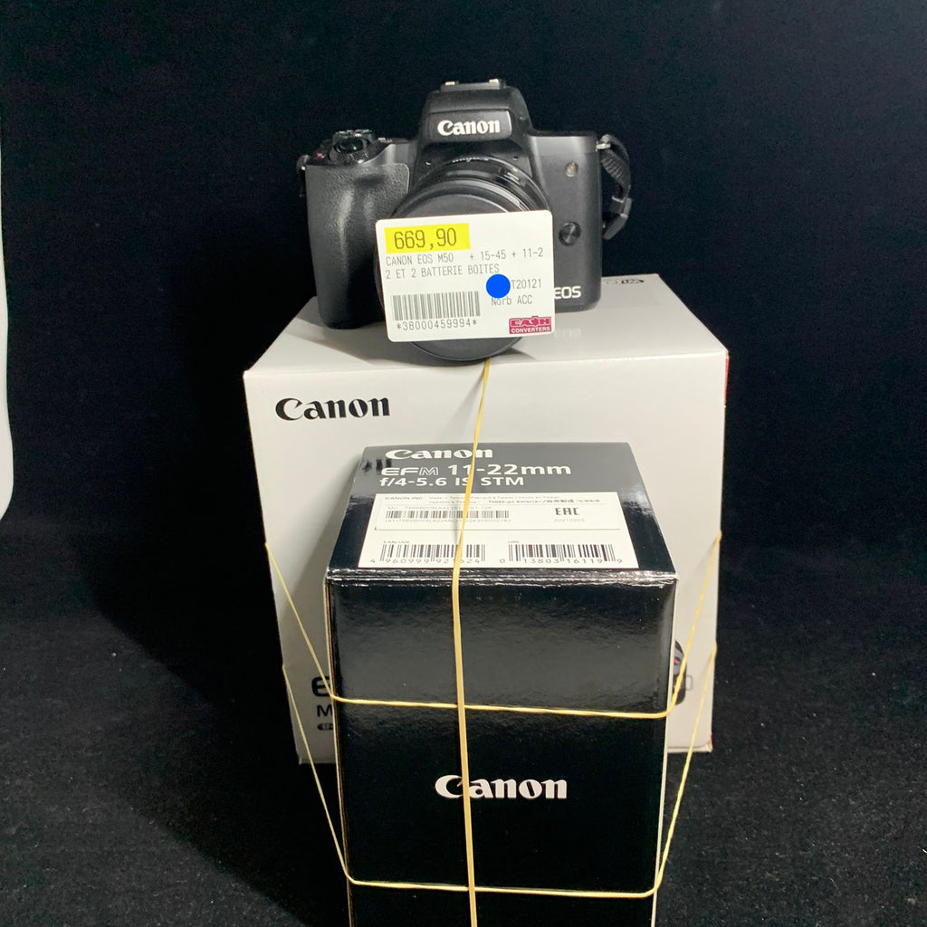 Canon Eos M50 + boîte  Objectifs 15-45/11-22mm